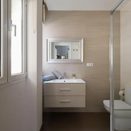 Lejlighed Home2book Comfy & Bright Apt View