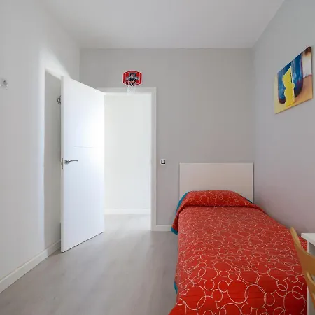 Home2book Comfy & Bright Apt View Apartman