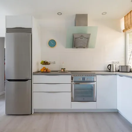 Home2book Comfy & Bright Apt View شقة *